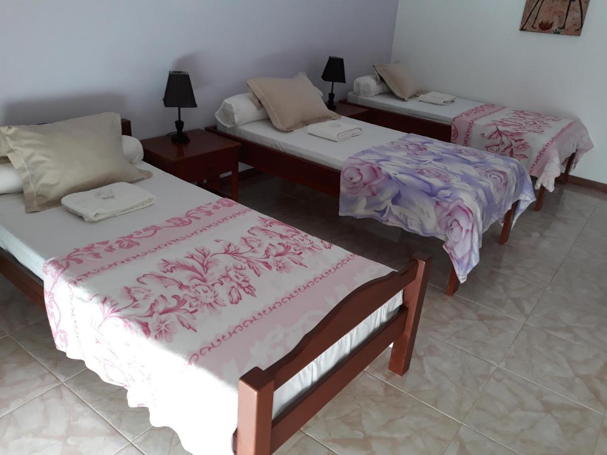 Yria Residencial Bed & Breakfast Porto Novo Eksteriør bilde